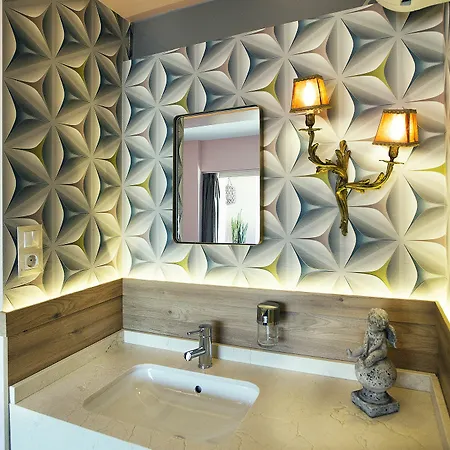Alice Terrace Penthouse