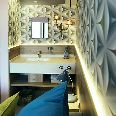 Alice Terrace Penthouse